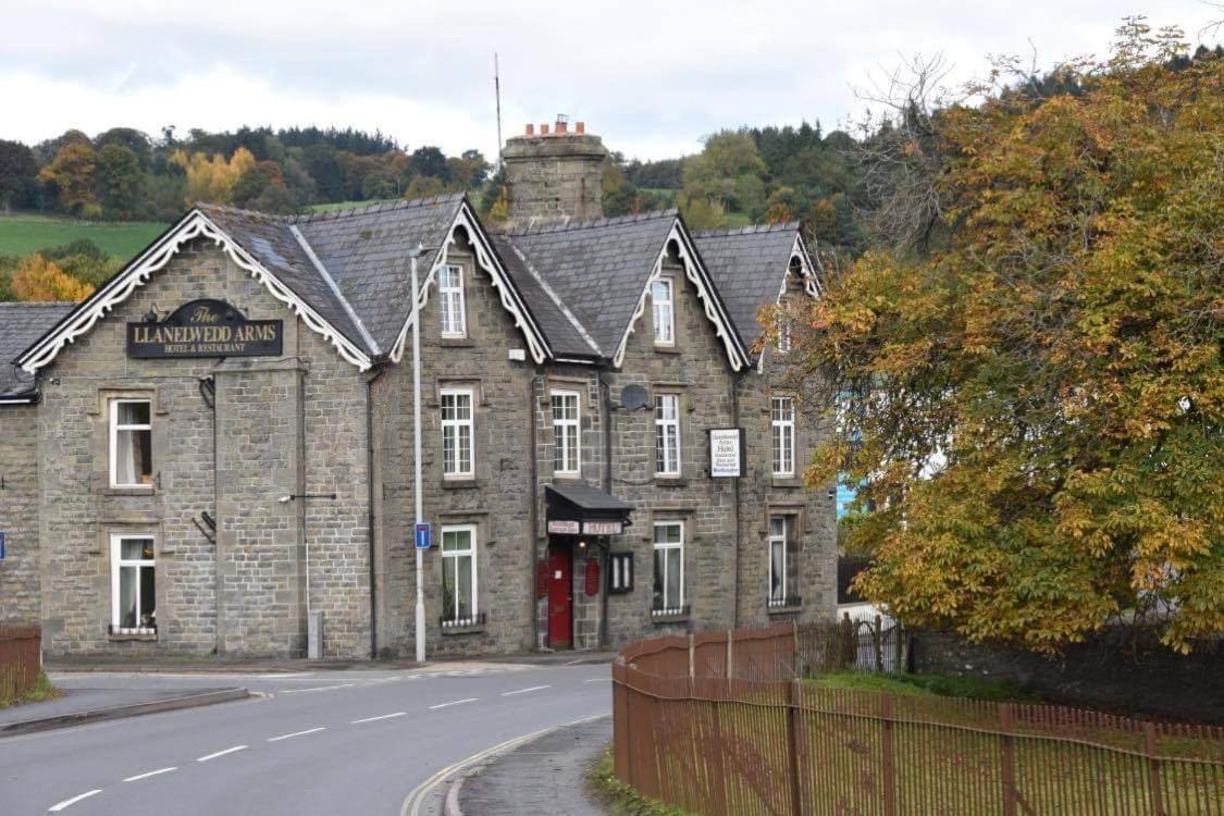 The Llanelwedd Arms Hotel Builth Wells Dış mekan fotoğraf