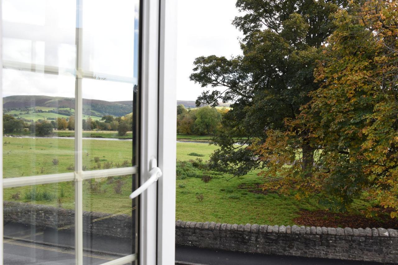 The Llanelwedd Arms Hotel Builth Wells Dış mekan fotoğraf