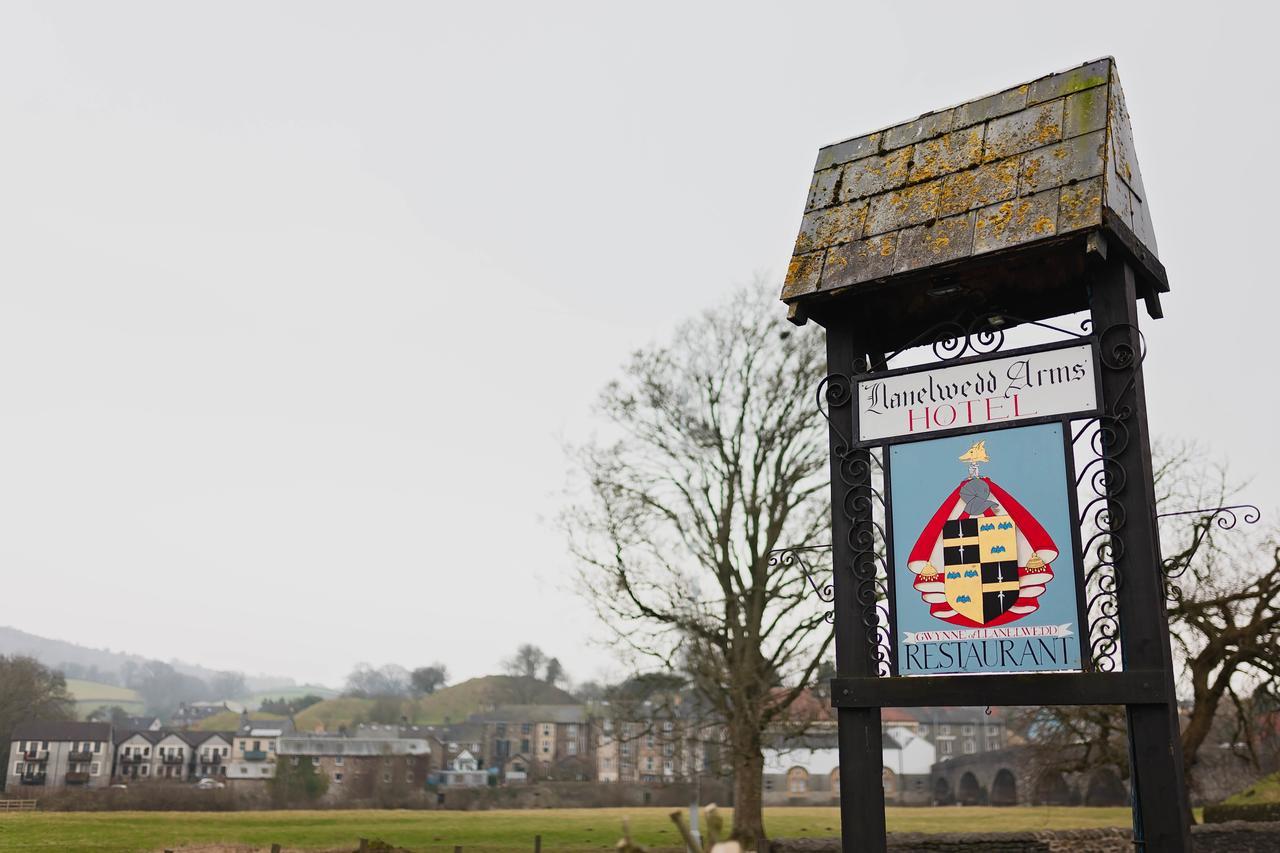 The Llanelwedd Arms Hotel Builth Wells Dış mekan fotoğraf